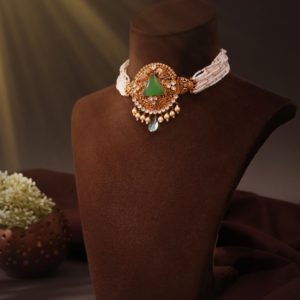 Set necklace