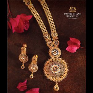 Set necklace