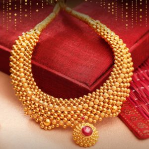 Set necklace