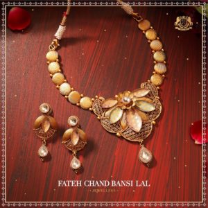 SET NECKLACE