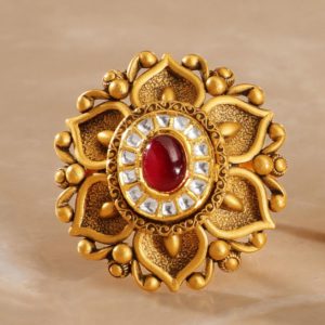 Cocktail ring