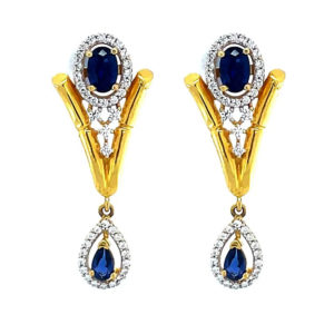 EARRING
