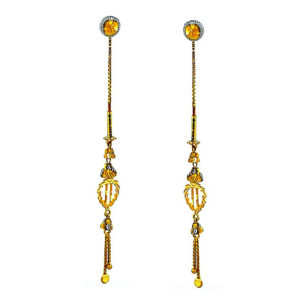 EARRING