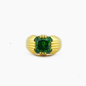 GREEN STONE RING