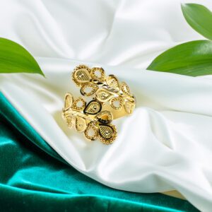 FANCY LADIES RING