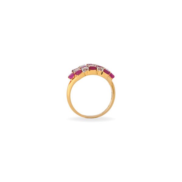 DIAMOND LADIES RING