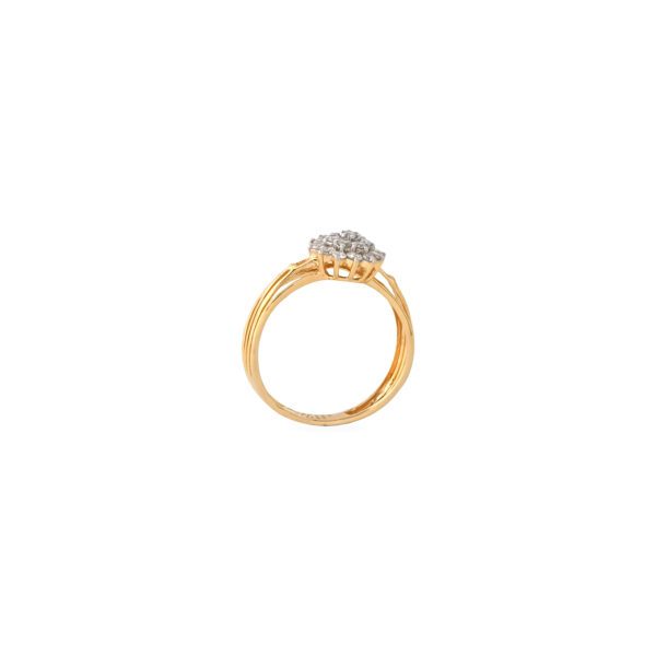 DIAMOND LADIES RING
