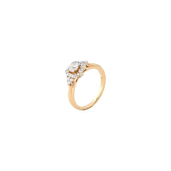 DIAMOND LADIES RING