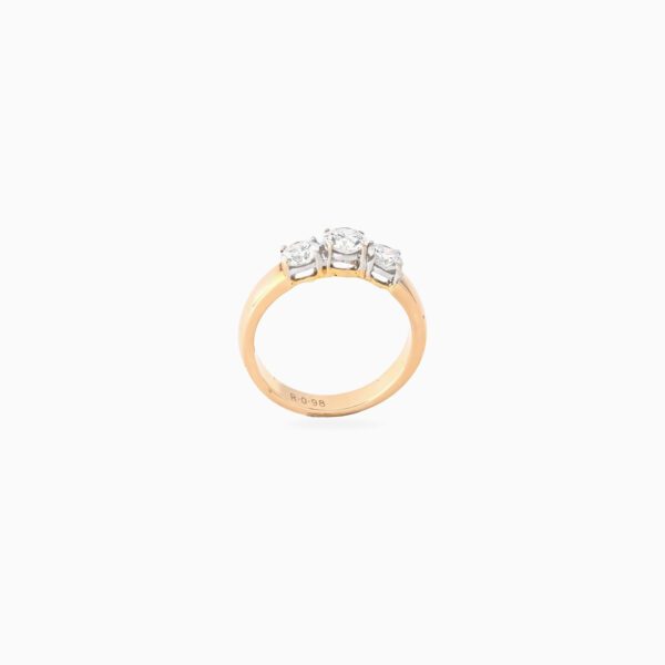 DIAMOND LADIES RING