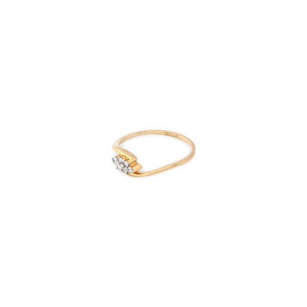 DIAMOND LADIES RING
