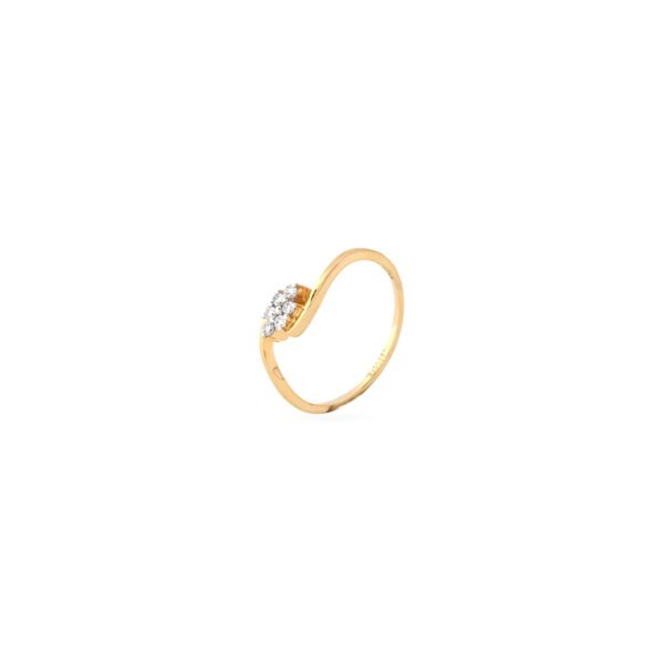 DIAMOND LADIES RING