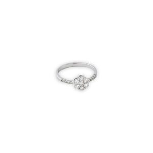 DIAMOND LADIES RING