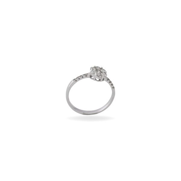 DIAMOND LADIES RING