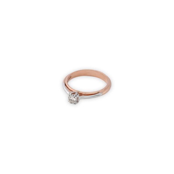 DIAMOND LADIES RING