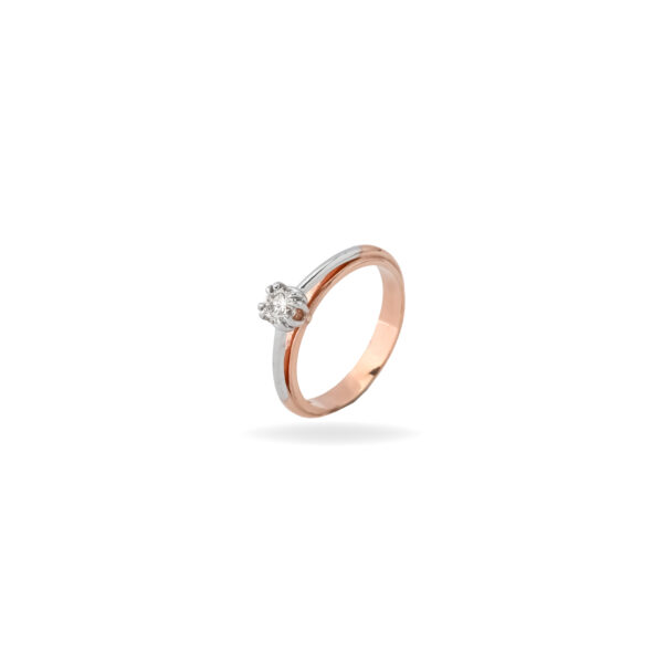 DIAMOND LADIES RING