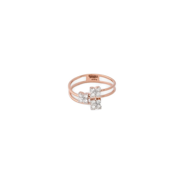 DIAMOND LADIES RING