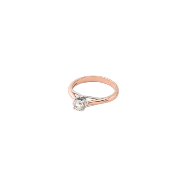 DIAMOND LADIES RING