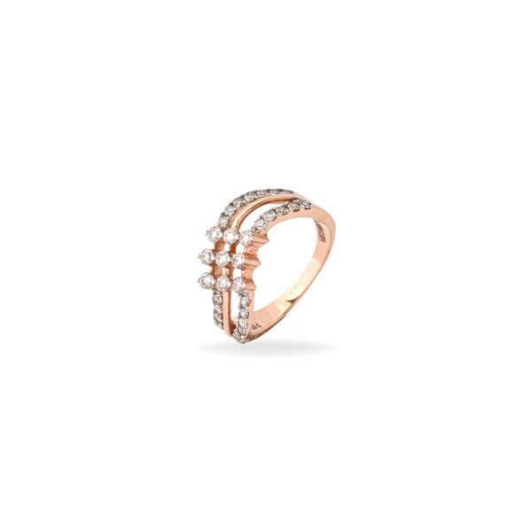 DIAMOND LADIES RING