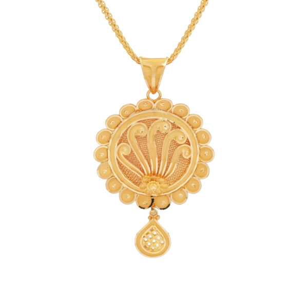 Traditional 22KT Gold Pendant Set with Intricate Floral Motif