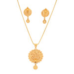 Traditional 22KT Gold Pendant Set with Intricate Floral Motif