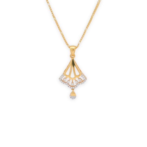 Gold Jewelry Set That Captures Every Gaze