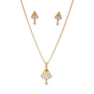 Gold Jewelry Set That Captures Every Gaze
