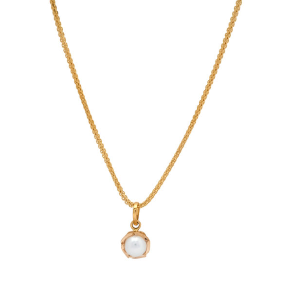 Classic Pearl Elegance Pendant Set