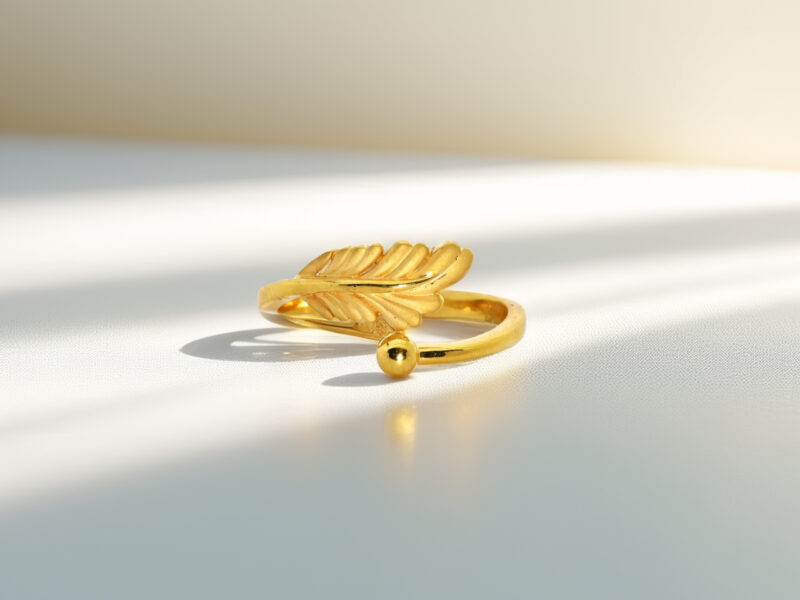SLEEK LEAVE STYLE RING