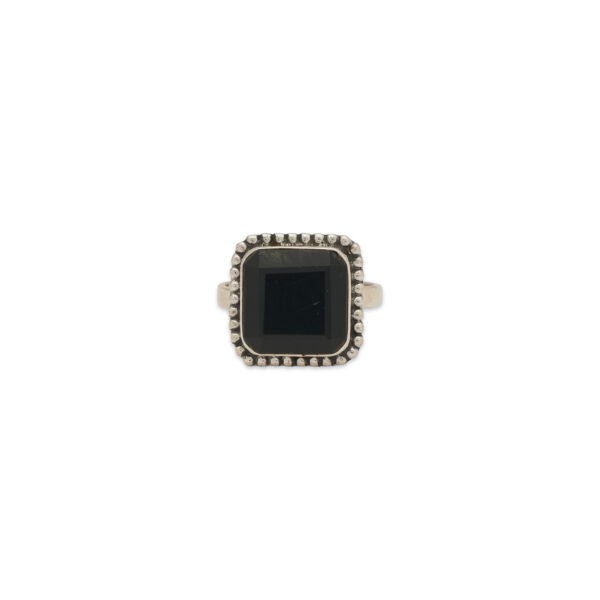 Elegant Vintage Black Onyx Ring
