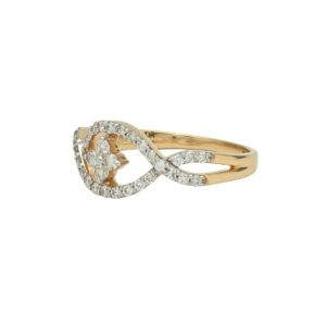 Infinity Sparkle: Diamond Eye Ring