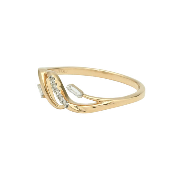 Sleek Wave Diamond Ring