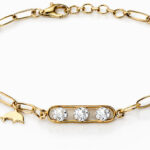 18KT Gold Sleek Charm Bracelet with Central Diamond Accent