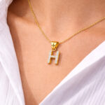 Hold your initial close — let it shine.