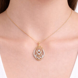 trending teardrop pendant necklace