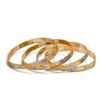 LEAVES STYLE BANGLE