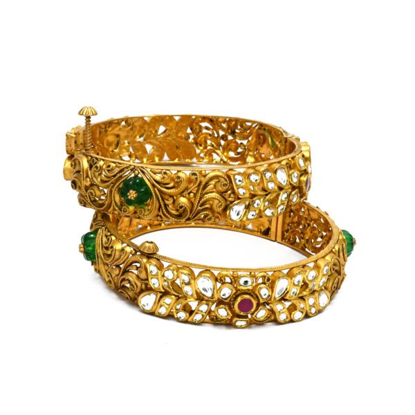 ANTIQUE KUNDAN KADA