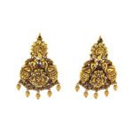 TEMPLE HANGING EARRING