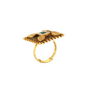 SQUARE SHAPE ANTIQUE RING