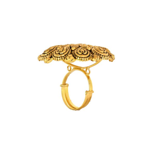 ANTIQUE COCTAIL RING